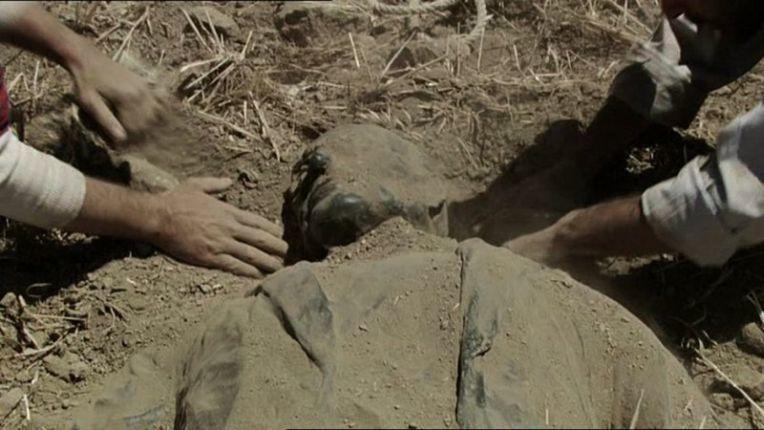 Stefanos Tsivopoulos, Lost Monument, 2009, video